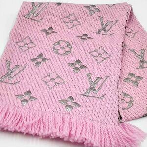 Louis Vuitton Pink Wool Scarf Ebwspdu